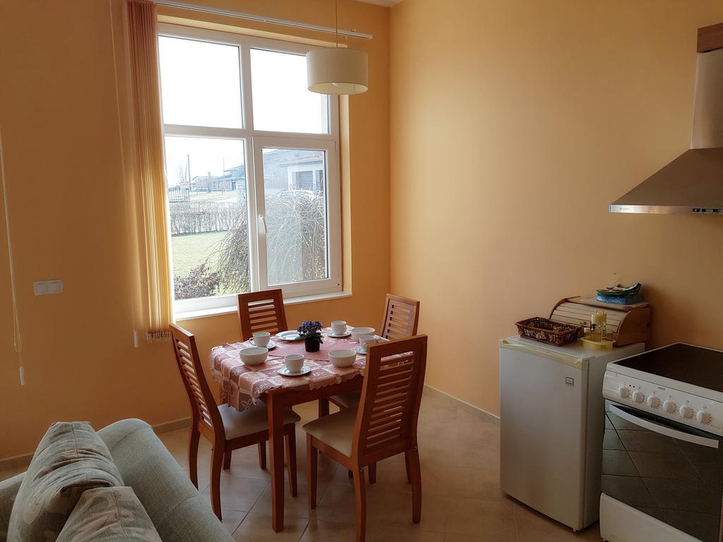 Villa Ketli Apartment Bliznatsi Eksteriør billede