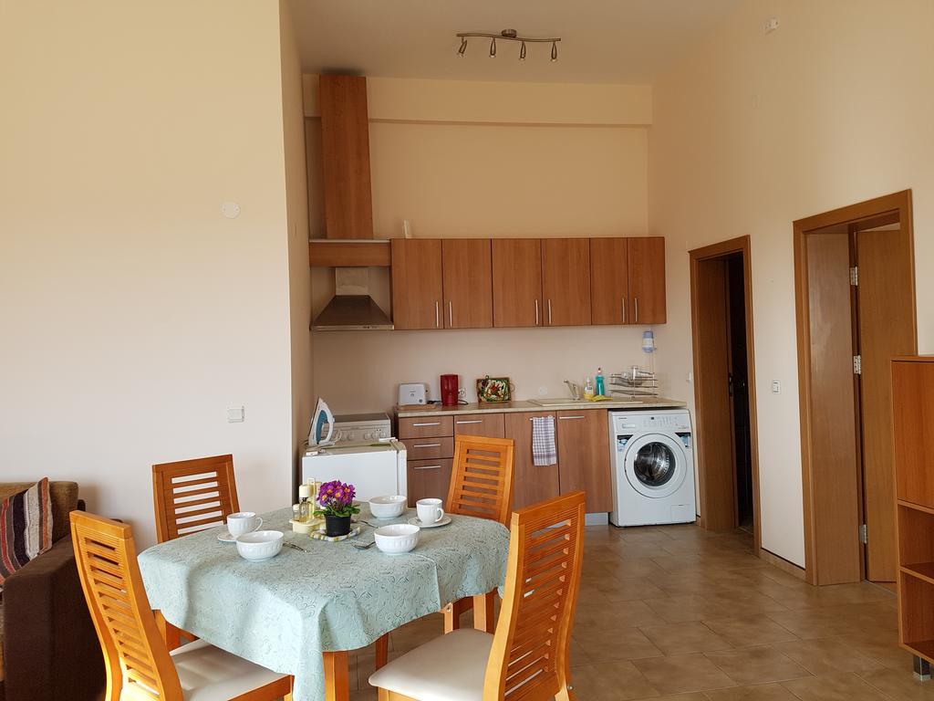 Villa Ketli Apartment Bliznatsi Eksteriør billede